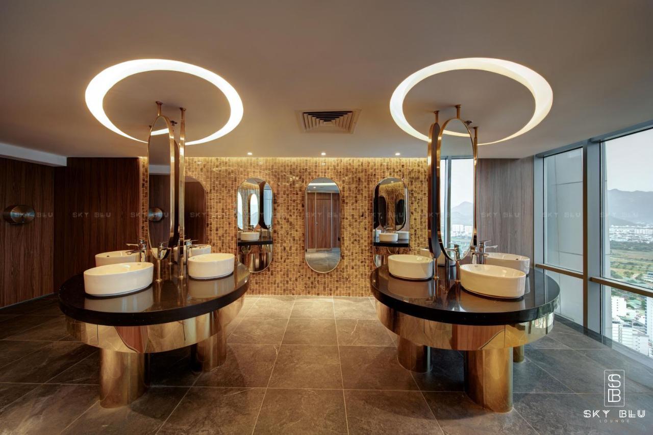 Capital Beachfront Нячанг Экстерьер фото